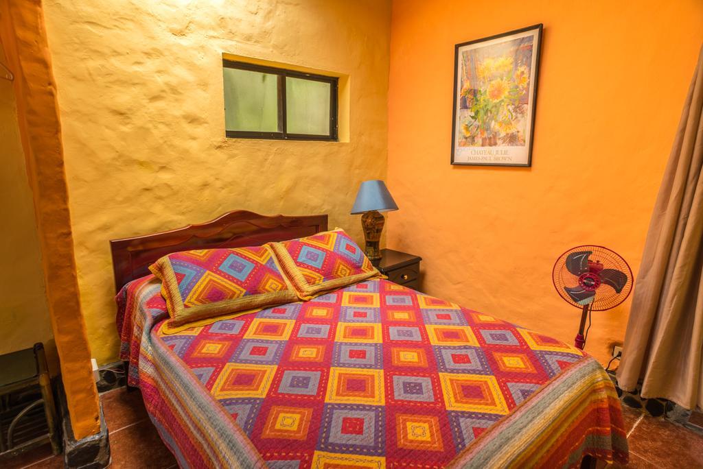 Casa Madre Tierra Hotel Vilcabamba Eksteriør billede